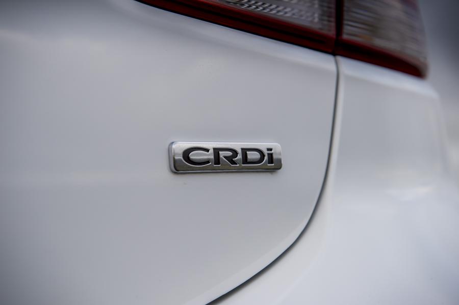 Логотип Kia Rio 5-Door 2017 года  (UK) (фото 117 из 145)